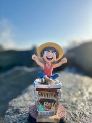 ONE PIECE NETFLIX - Luffy Wanted - Controller & Phone Support - 20cm-thumb-2