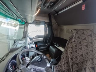 MAN 2016 TGX 18480-thumb-10