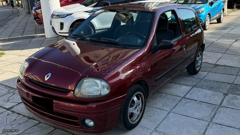 Renault Clio 2002