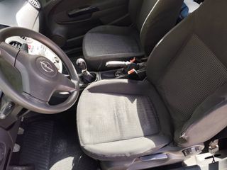 Opel Corsa 2007-thumb-3