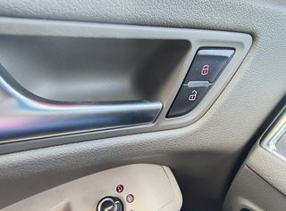 Audi Q5 2009 2.0 TDI QUATTRO-thumb-45