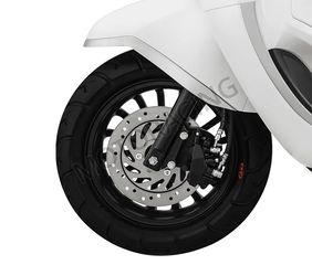 Keeway 2026 VERSILIA 125 E5+ ΛΕΥΚΟ-thumb-1