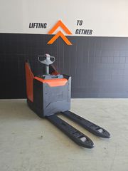 Toyota 2016 LPE 220-thumb-4
