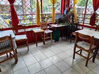 ΚΑΦΕΝΕΙΟ ΣΕ ΚΕΝΤΡΙΚΟ ΣΗΜΕΙΟ ΣΤΗΝ ΔΑΦΝΗ ΜΠΟΥΜΠΟΥΛΙΝΑΣ ΣΤΑ ΣΧΟΛΕΙΑ