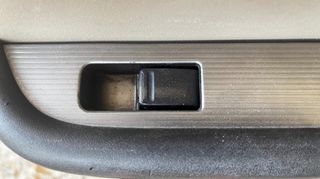 ΔΙΑΚΟΠΤΗΣ ΠΑΡΑΘΥΡΩΝ ΠΙΣΩ ΔΕΞΙΑ NISSAN X-TRAIL T30