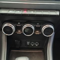 Renault Captur 2023 HYBRID BENZIN 1332cc-thumb-22