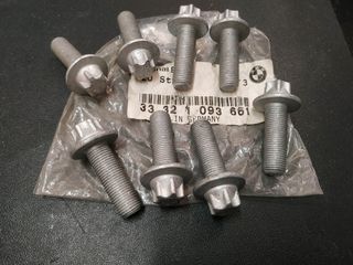 Βίδες (8) ρουλεμάν μουαγιέ πίσω M10x1x31-10.9 BMW E39