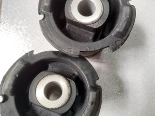 Συνεμπλόκ (2) πίσω γέφυρας BMW E28-E24-E23-thumb-3