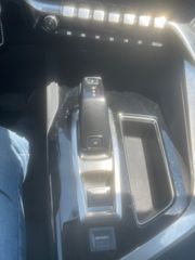 Peugeot 3008 2020-thumb-16