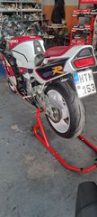 Suzuki GSX-R 750 1995-thumb-2