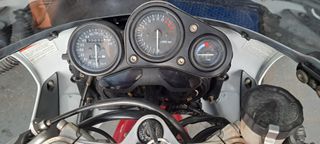 Suzuki GSX-R 750 1995-thumb-7