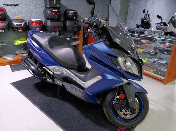 Silver Abdeckplane XTRM-CAR Motorradabdeckung Silber - Passend Für Kymco New Downtown 350i Mit Koffer Silberne Ganzgarage Mit Koffer