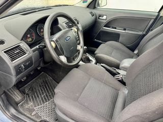 Ford Mondeo 2005 1.8 GHIA-thumb-4