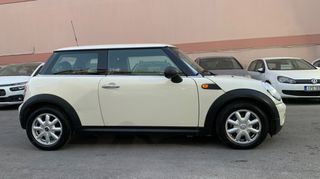 Mini Cooper 2010 ONE 1.4-thumb-6