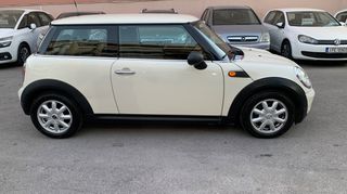 Mini Cooper 2010 ONE 1.4-thumb-8