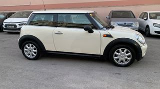 Mini Cooper 2010 ONE 1.4-thumb-9