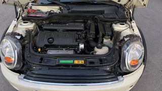 Mini Cooper 2010 ONE 1.4-thumb-40