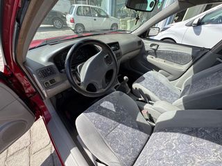 Toyota Corolla 2000-thumb-4