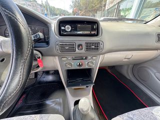 Toyota Corolla 2000-thumb-9