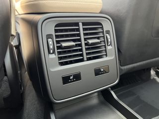 Porsche Taycan 2022 TURBO PORSCHE DESIGN-thumb-36