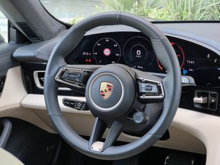 Porsche Taycan 2022 TURBO PORSCHE DESIGN-thumb-41