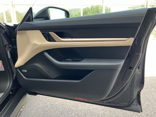Porsche Taycan 2022 TURBO PORSCHE DESIGN-thumb-22