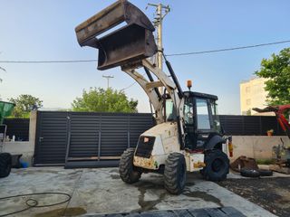 Κομπρεσέρ-Σκαπτικά JCB 2005 2CX