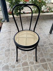Μεταλλικές καρέκλες τύπου Βιέννης