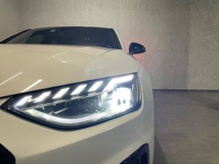 Audi A4 2021 Quattro-S Line-Mild Hybrid-204Hp-thumb-5