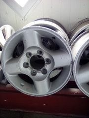 nissan 4x4-thumb-1
