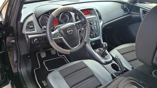 Opel Astra 2012 GTC-thumb-9