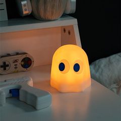 PAC-MAN Colour Changing Mood Light - 3.9 inches-thumb-2