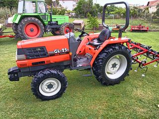 Αμπελουργικά Τρακτέρ Kubota 2007 GL 25