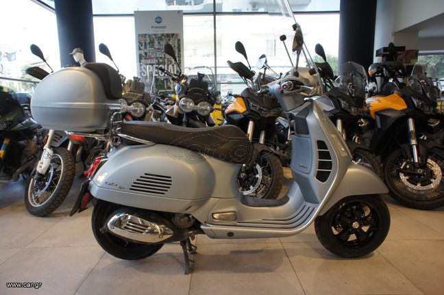 Vespa GTS 300 2021 VESPA SUPER TECH