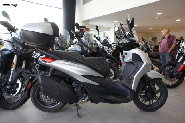 Piaggio Beverly 400 2021 PIAGGIO BEVERLY 400