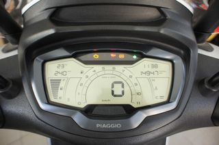 Piaggio Beverly 400 2021 PIAGGIO BEVERLY 400-thumb-9