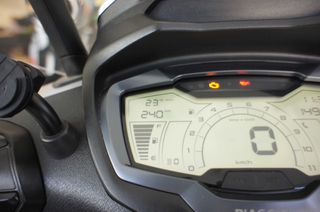 Piaggio Beverly 400 2021 PIAGGIO BEVERLY 400-thumb-10