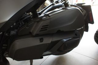 Piaggio Beverly 400 2021 PIAGGIO BEVERLY 400-thumb-17