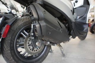 Piaggio Beverly 400 2021 PIAGGIO BEVERLY 400-thumb-22