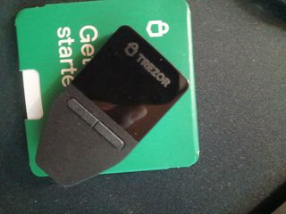 Trezor Safe 3 Cryptocurrency Wallet-thumb-1