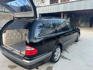 Νεκροφόρα Mercedes-Benz 2002 Ε200w210 komoresor