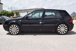 Volkswagen Golf 2004 TDI ΓΙΑ ΑΝΤΑΛΛΑΚΤΙΚΑ ΛΕΙΤΟΥΡΓΕΙ ΚΑΝΟΝΙΚΑ-thumb-1