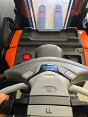 Toyota 2020 SPE 200 D-thumb-5