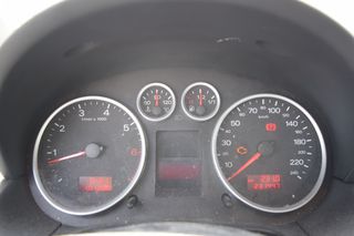 Audi A2 2006 1.4 ΓΙΑ ΑΝΤΑΛΛΑΚΤΙΚΑ ΛΕΙΤΟΥΡΓΕΙ ΚΑΝΟΝΙΚΑ-thumb-8