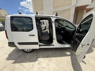 Citroen Berlingo 2016 1.6DIESEL/ MAXI/ 5ΑΘΕΣΙΟ ΜΟΝΑΔΙΚΟ-thumb-25