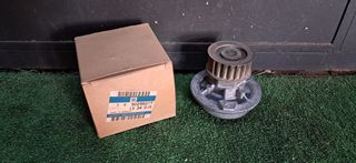 OPEL ASCONA C 81-88 ΑΝΤΛΙΑ ΝΕΡΟΥ 1,6 DIESEL 90295077 1334015