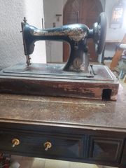 VINTAGE ΡΑΠΤΟΜΗΧΑΝΗ SINGER-thumb-1