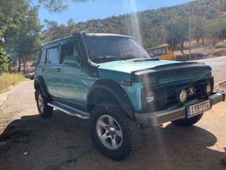 Lada Niva 2000 Τετραπορτο