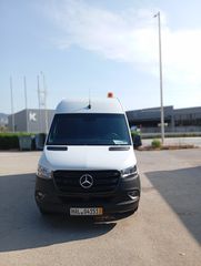 Mercedes-Benz 2019 Sprinter 319 CDI V6