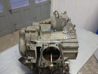 Κορμός μηχανής Aprilia leonardo 150